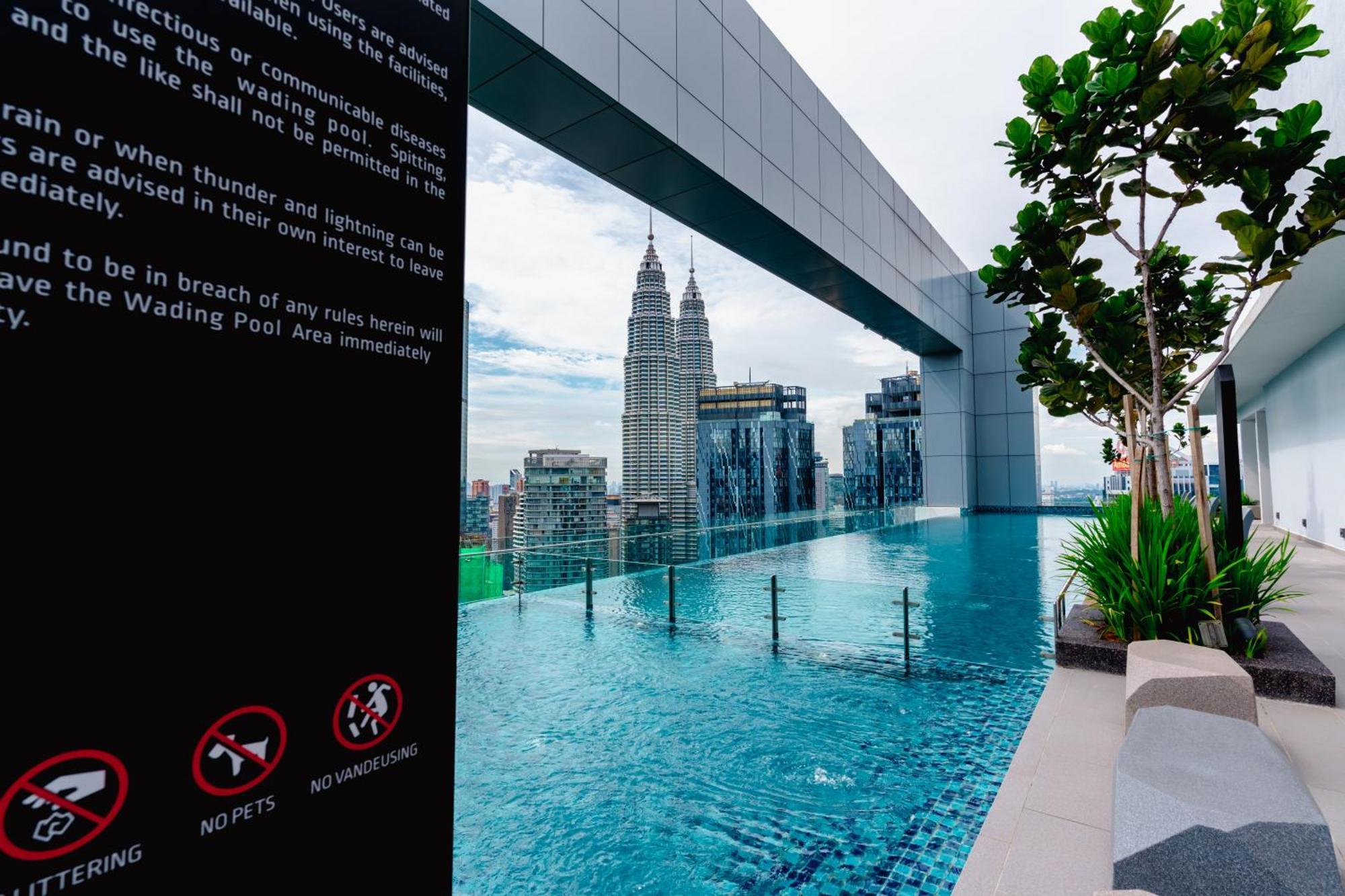 Royce Klcc Kuala Lumpur City Centre By Dormeo Destinations Kültér fotó