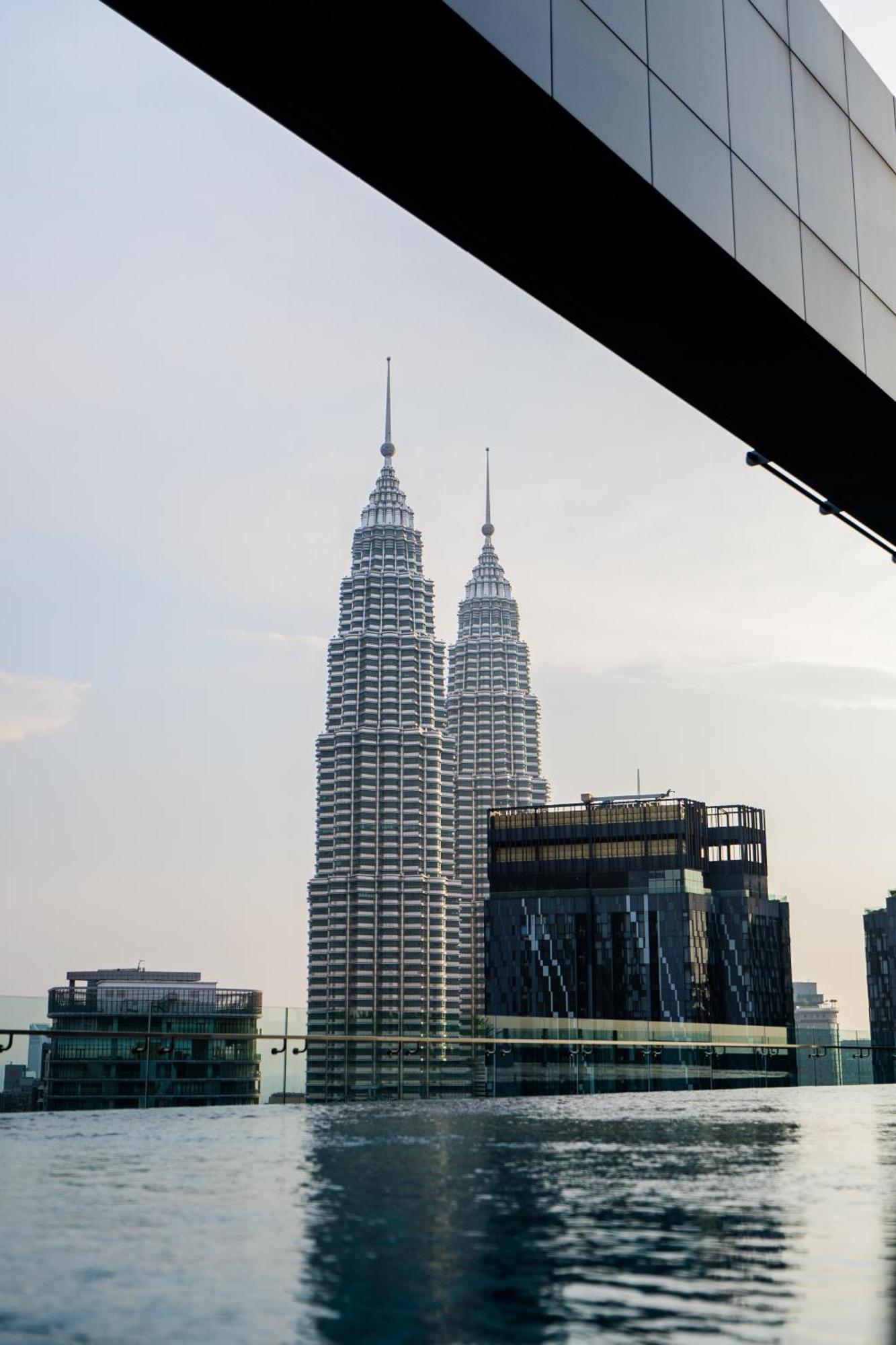 Royce Klcc Kuala Lumpur City Centre By Dormeo Destinations Kültér fotó